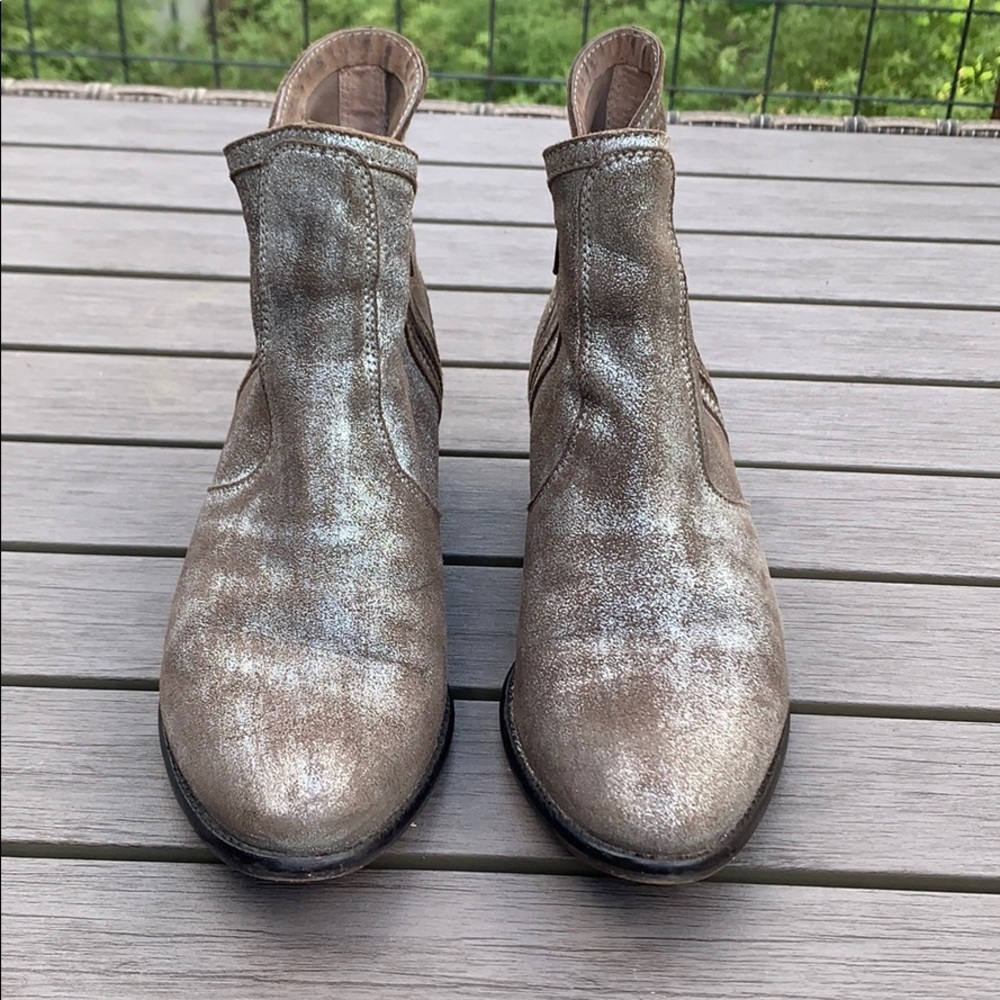 Seychelles Double Zip Booties